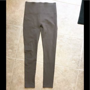 Awesome SPANX high waisted leggings!